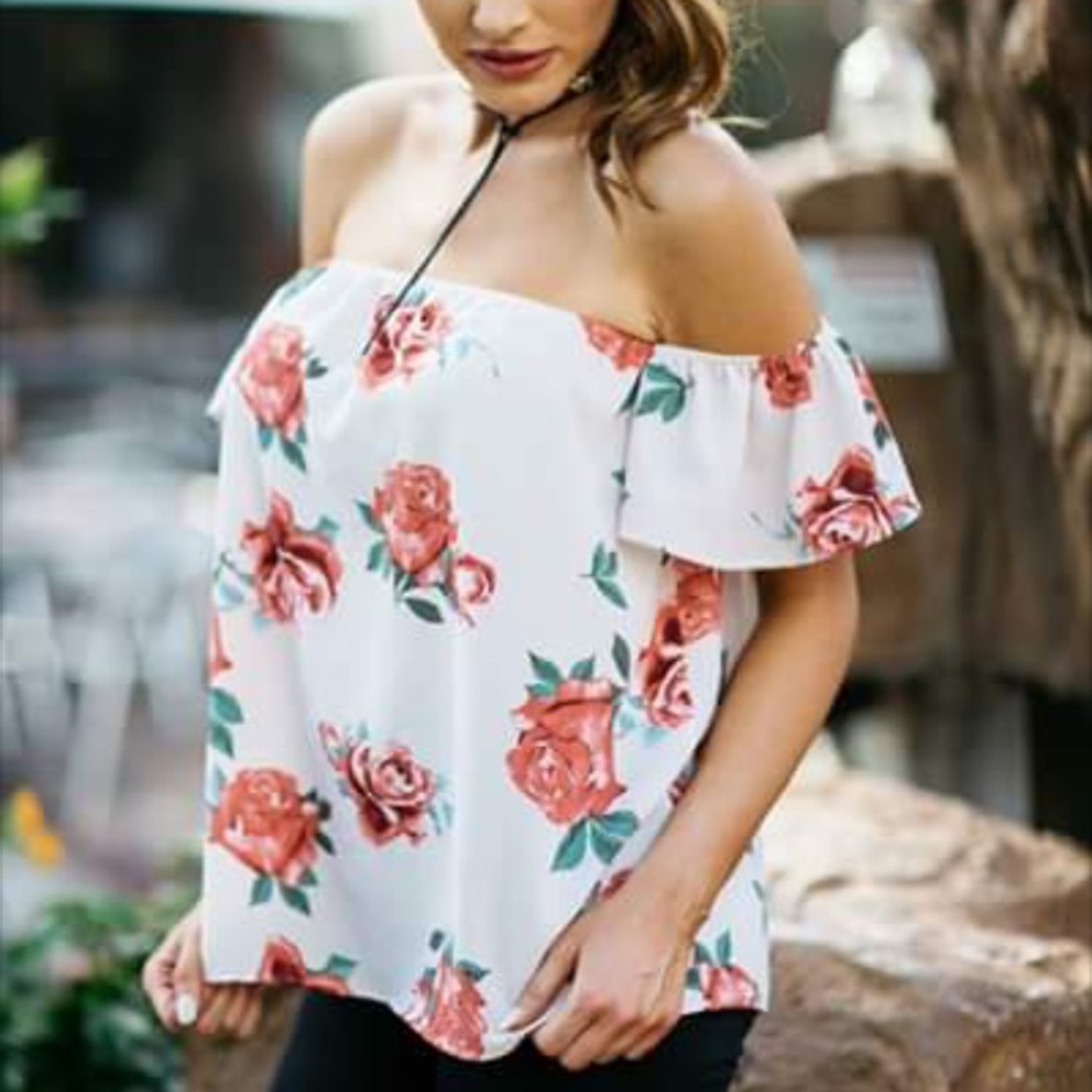 Off the shoulder ruffle sleeve rose top! SMALL